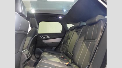 Range Rover Velar 35