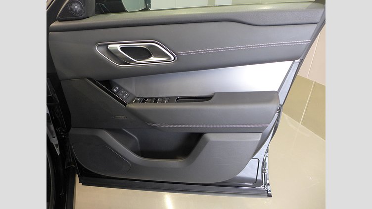 2022 認定中古車 Land Rover Range Rover Velar サントリーニブラック P250 AWD（オートマチック） R-DYNAMIC S