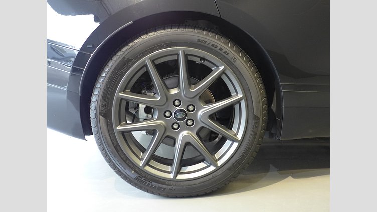 2022 認定中古車 Land Rover Range Rover Velar サントリーニブラック P250 AWD（オートマチック） R-DYNAMIC S