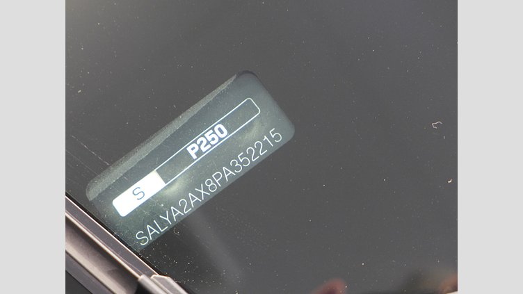 2022 認定中古車 Land Rover Range Rover Velar サントリーニブラック P250 AWD（オートマチック） R-DYNAMIC S