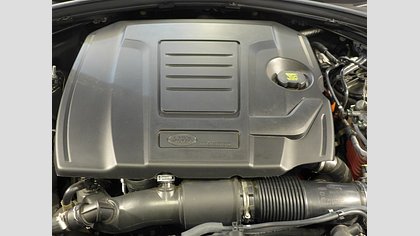 Range Rover Velar 66