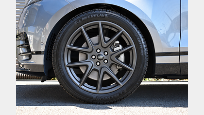 Range Rover Velar 8