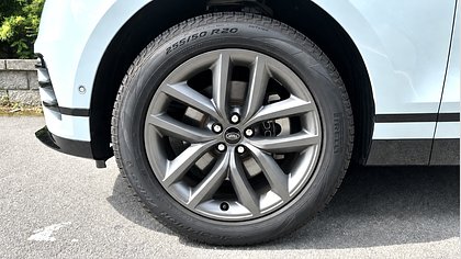 Range Rover Velar 8