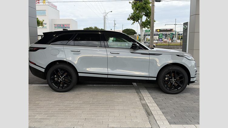 2024 認定中古車 Land Rover Range Rover Velar アロイオスグレイ D200マイルドハイブリッド（ディーゼル） スタンダードホイールベース Dynamic SE