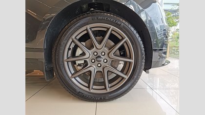 Range Rover Velar 8