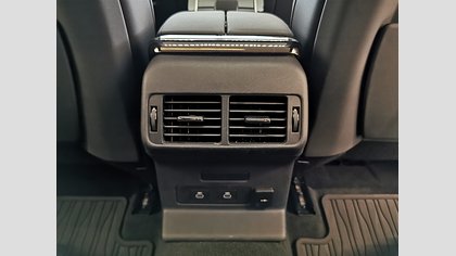 Range Rover Velar 21