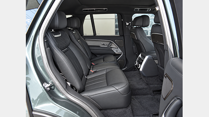 Range Rover 12