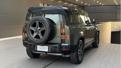 Defender 110 1