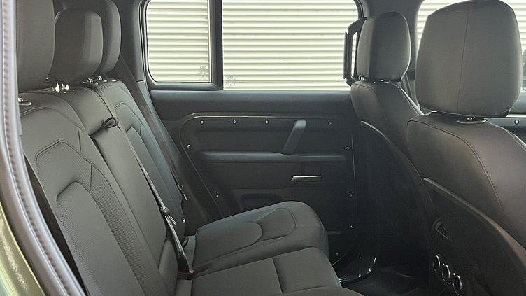 2026 新車 Land Rover Defender 110 (1LQ) Woolstone Green 伍爾斯通綠 D250  輕油電混合 X-Dynamic SE