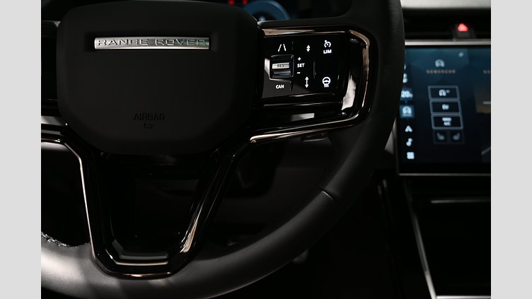 2026 Begagnad Land Rover Range Rover Evoque Santorini Black AWD P270e Dynamic SE *993.100:- ord pris* / SoV hjul