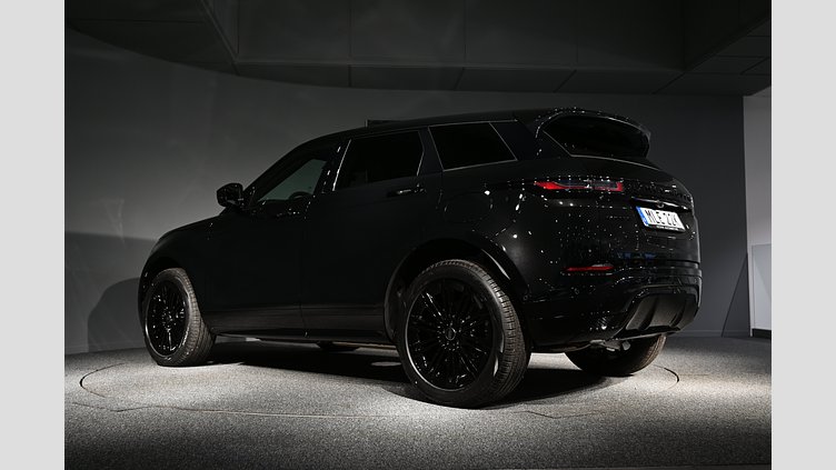 2026 Begagnad Land Rover Range Rover Evoque Santorini Black AWD P270e Dynamic SE *993.100:- ord pris* / SoV hjul