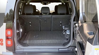 Defender 110 5
