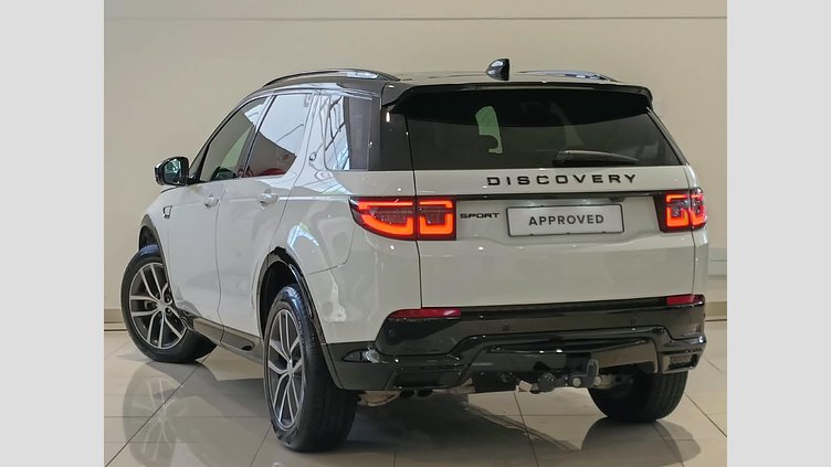 2025 Approved Land Rover Discovery Sport Fuji White AWD Dynamic SE 199PS Auto