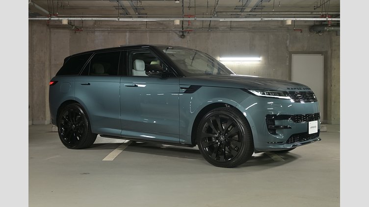 2023 認定中古車 Land Rover Range Rover Sport ジオラグリーン 3.0リッター6気筒400PSターボチャージドガソリンMHEV（オートマチック） FIRST EDITION