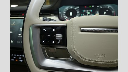 Range Rover 37