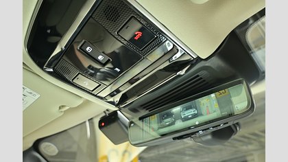 Range Rover 27