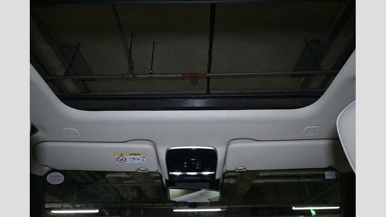 2024 認定中古車 Land Rover Range Rover アイガーグレイ P550 AWD PHEV（AT） スタンダードホイールベース Autobiography