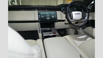 Range Rover 25