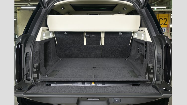 2024 認定中古車 Land Rover Range Rover アイガーグレイ P550 AWD PHEV（AT） スタンダードホイールベース Autobiography