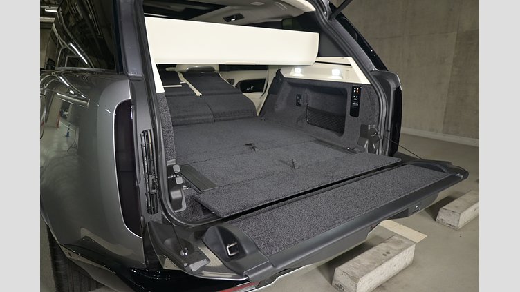 2024 認定中古車 Land Rover Range Rover アイガーグレイ P550 AWD PHEV（AT） スタンダードホイールベース Autobiography