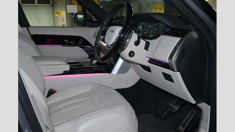 2024 認定中古車 Land Rover Range Rover アイガーグレイ P550 AWD PHEV（AT） スタンダードホイールベース Autobiography