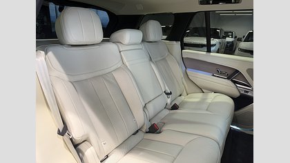 Range Rover 10