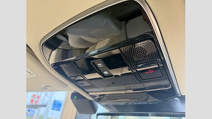 Range Rover 26