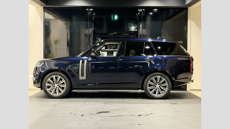 2025 認定中古車 Land Rover Range Rover コンステレーションブルー - グロスフィニッシュ D350 AWD MHEV（AT） スタンダードホイールベース SE