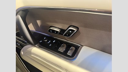 Range Rover 29