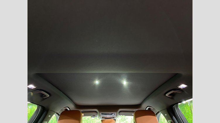 2022 認定中古車 Jaguar F-Pace フジホワイト P250 AWD（オートマチック） R-DYNAMIC BLACK