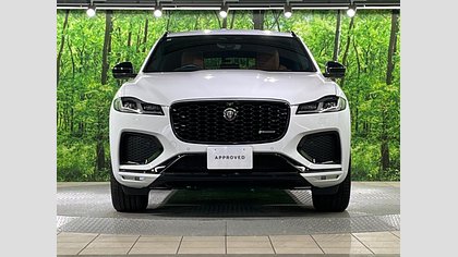F-Pace 7