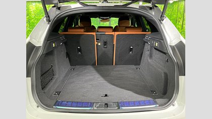 F-Pace 65