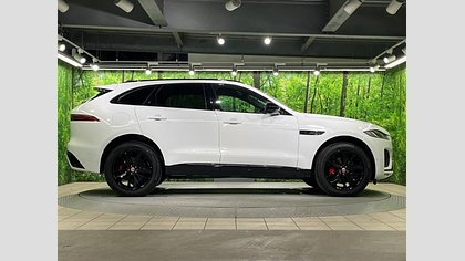 F-Pace 24