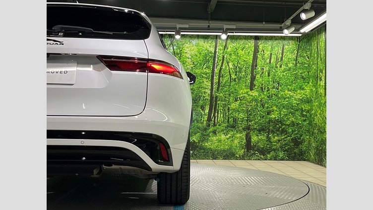 2022 認定中古車 Jaguar F-Pace フジホワイト P250 AWD（オートマチック） R-DYNAMIC BLACK