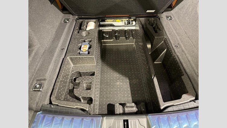 2022 認定中古車 Jaguar F-Pace フジホワイト P250 AWD（オートマチック） R-DYNAMIC BLACK