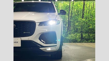 F-Pace 19
