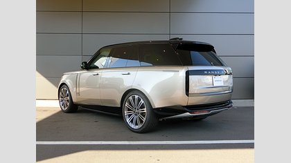 Range Rover 1
