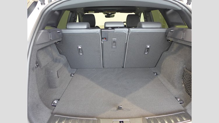 2024 認定中古車 Land Rover Range Rover Evoque フジホワイト プラグインハイブリッド（ガソリン） Standard Wheelbase DYNAMIC HSE
