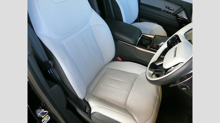 2024 認定中古車 Land Rover Range Rover Sport サントリーニブラック P400マイルドハイブリッド スタンダードホイールベース Dynamic SE