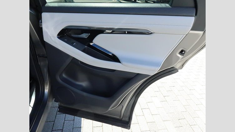 2019 認定中古車 Land Rover Range Rover Evoque シリコンシルバー P250 SE