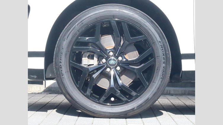 2019 認定中古車 Land Rover Range Rover Evoque フジホワイト D180 R-DYNAMIC S