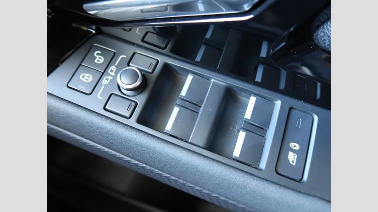 2019 認定中古車 Land Rover Range Rover Evoque フジホワイト D180 R-DYNAMIC S
