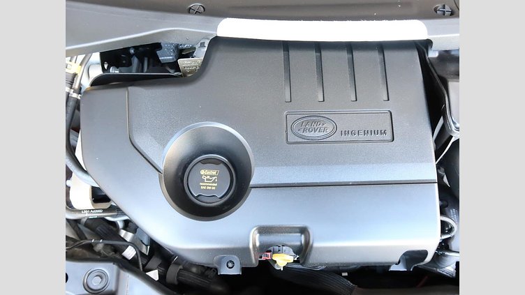 2019 認定中古車 Land Rover Range Rover Evoque フジホワイト D180 R-DYNAMIC S