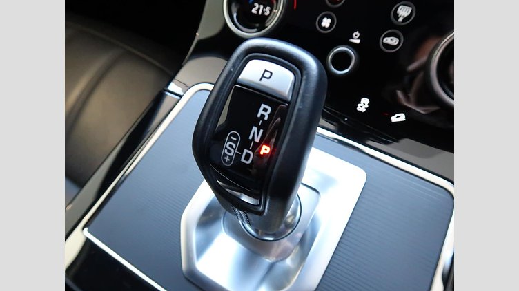 2019 認定中古車 Land Rover Range Rover Evoque フジホワイト D180 R-DYNAMIC S