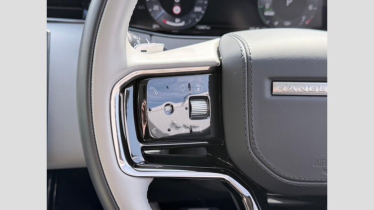 2024 認定中古車 Land Rover Range Rover Evoque アイガーグレイ P300eプラグインハイブリッド（ガソリン） スタンダードホイールベース DYNAMIC HSE
