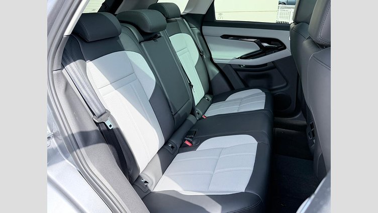 2024 認定中古車 Land Rover Range Rover Evoque アイガーグレイ P300eプラグインハイブリッド（ガソリン） スタンダードホイールベース DYNAMIC HSE