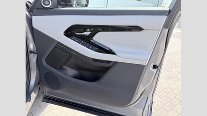 Range Rover Evoque 35