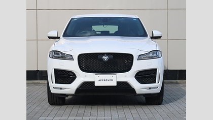 F-Pace 64