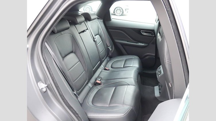 2020 認定中古車 Jaguar F-Pace Fuji White 2.0L I4 Pet Mid DOHC AJ200 R-SPORT