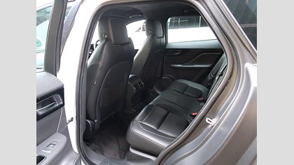 F-Pace 75